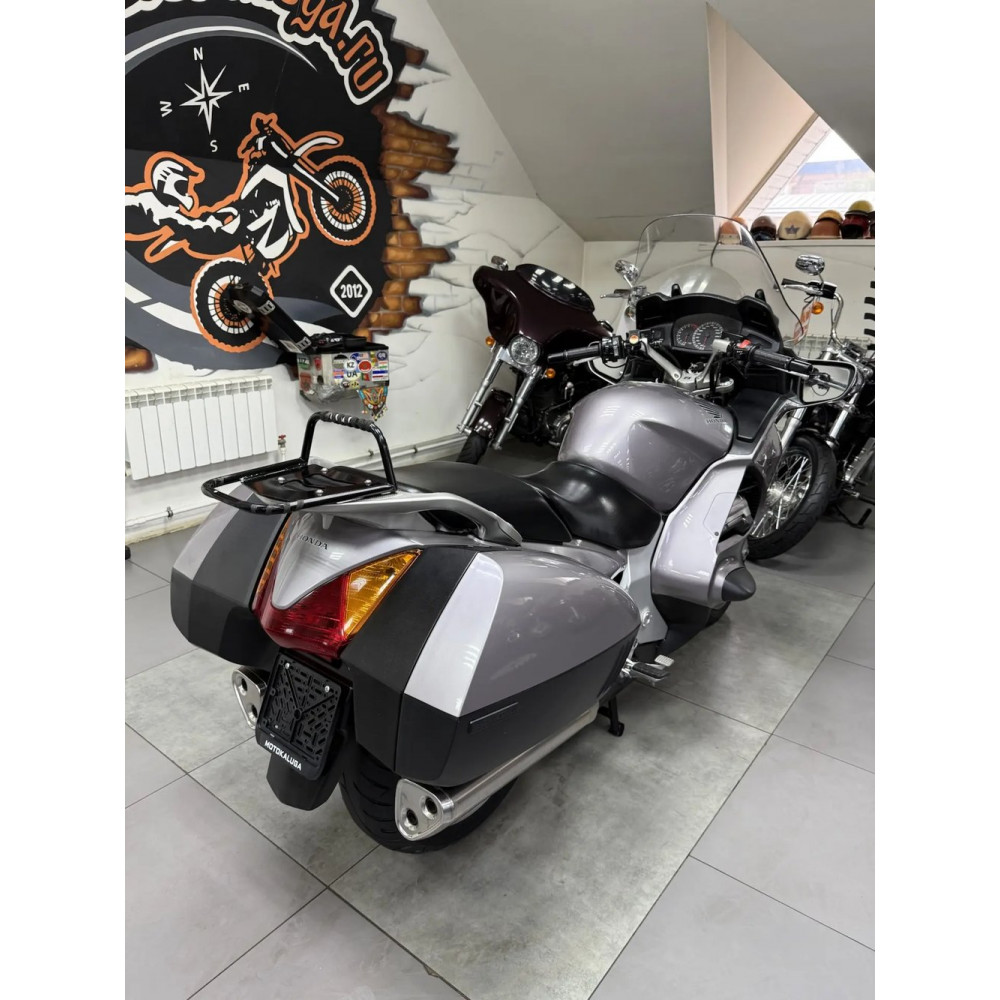 Honda ST1300 Pan European (инжектор) - 2002 г.в., 38700 км