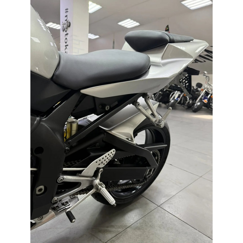 Yamaha R1 (инжектор) - 2003 г.в., 41500 км