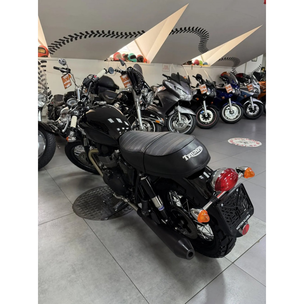 Triumph T100 Bonneville (инжектор) 2016г, 27500