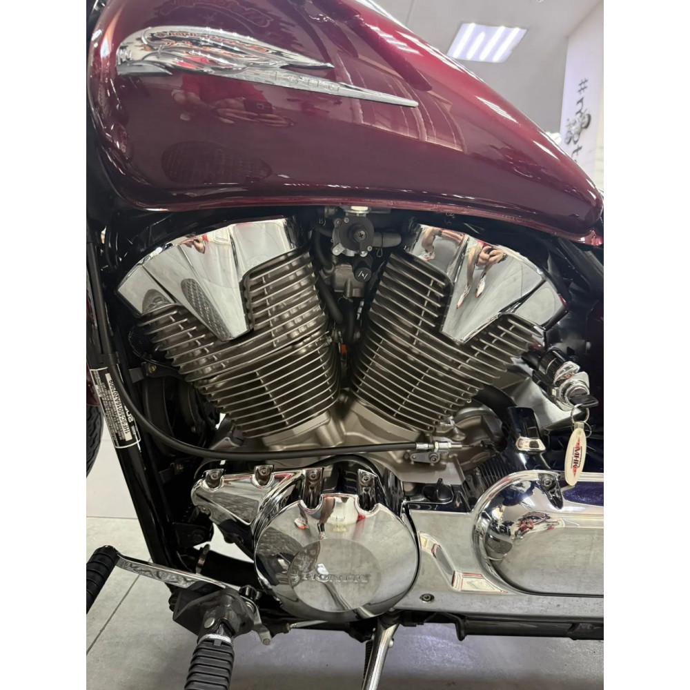 Honda VTX1300C 2005 г, 950 миль