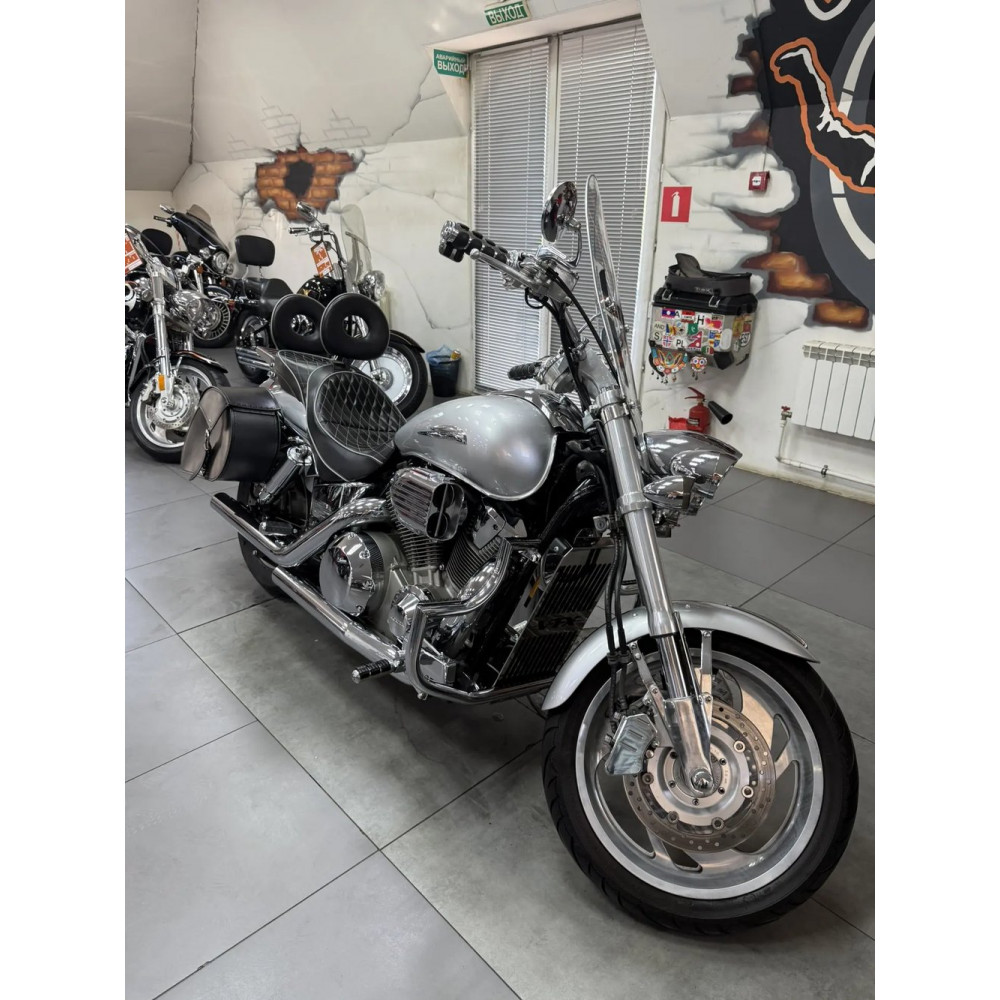 Honda VTX1800С (инжектор) 2003 г, 29960 миль