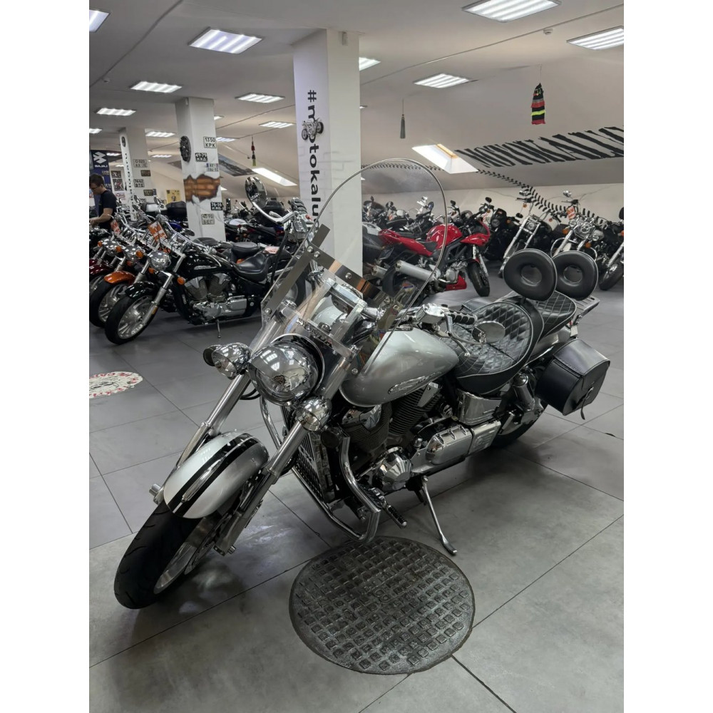 Honda VTX1800С (инжектор) 2003 г, 29960 миль