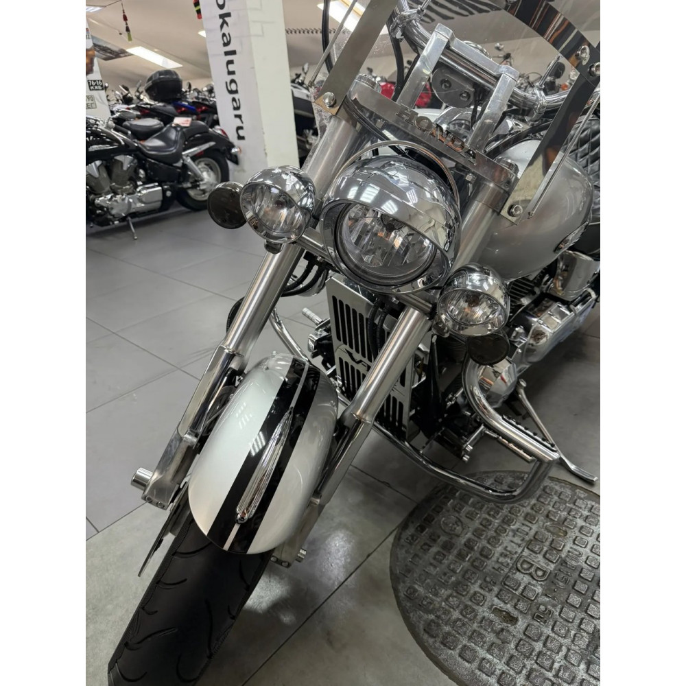 Honda VTX1800С (инжектор) 2003 г, 29960 миль