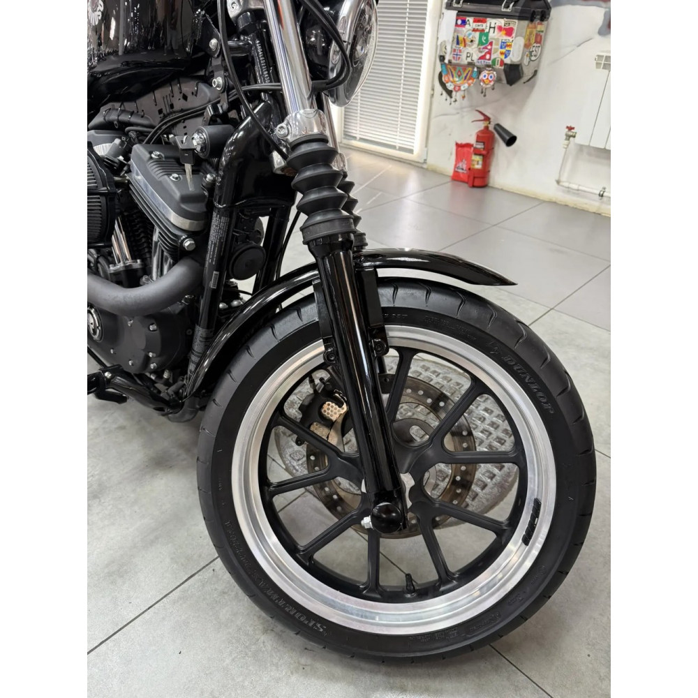 Harley Davidson XL883 Sportster (инжектор) 2020 г, 11480 миль