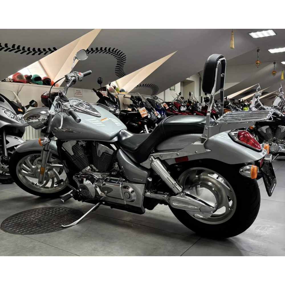 Honda VTX1300C 2004 г, 16160 миль