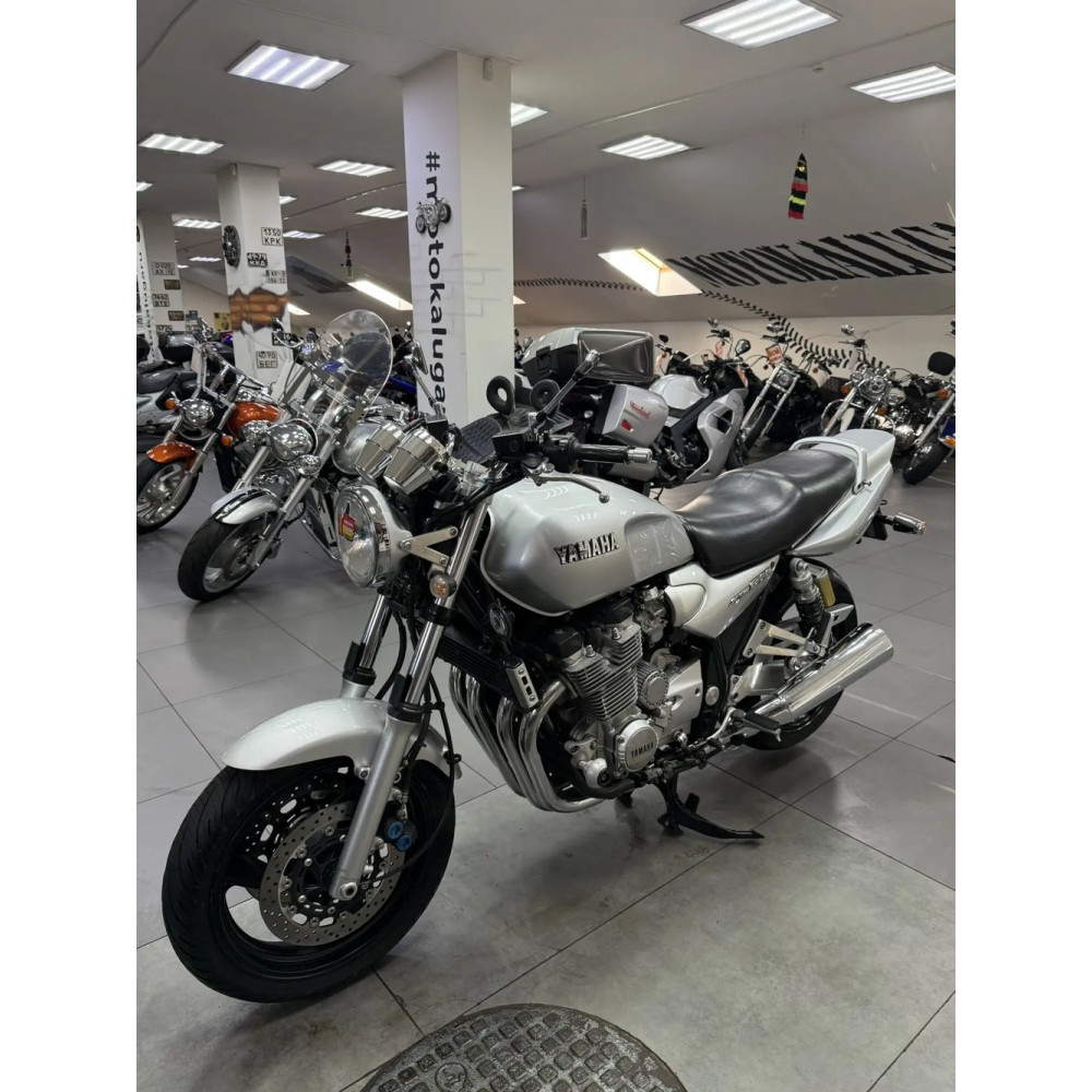 Yamaha XJR1300 2000 г, 52200 км