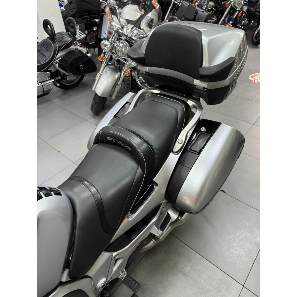Honda ST1300 PanEuropean (инжектор) 2007 г, 78300 км