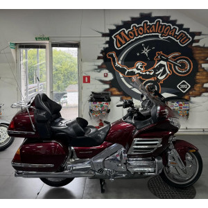 Honda GL1800 GoldWing (инжектор) 2005г, 99850 миль