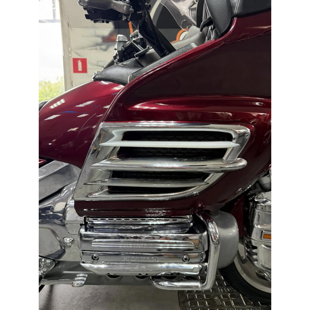 Honda GL1800 GoldWing (инжектор) 2005г, 99850 миль