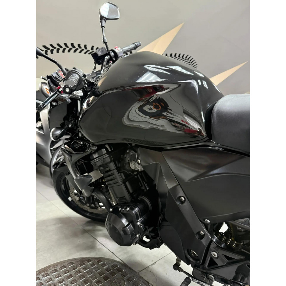 Kawasaki Z750 (инжектор) 2004 г, 36000 км