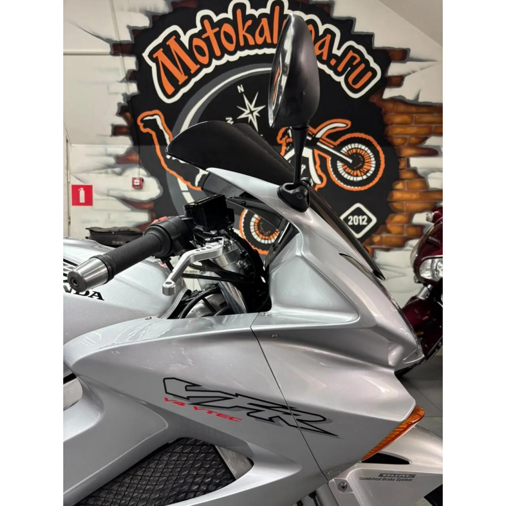 Honda VFR800 (инжектор) 2002 г, 42400 км