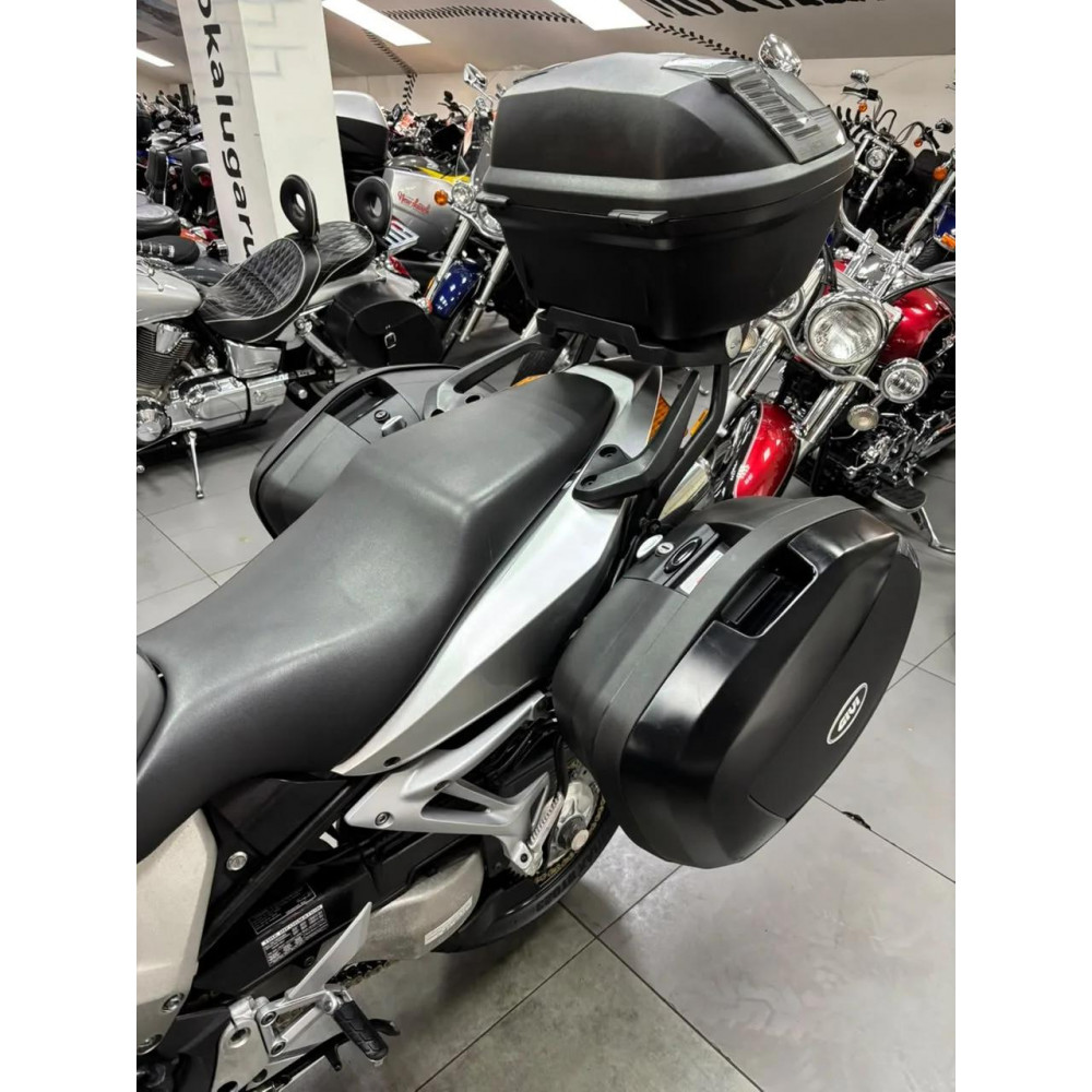 Honda VFR800 (инжектор) 2002 г, 42400 км