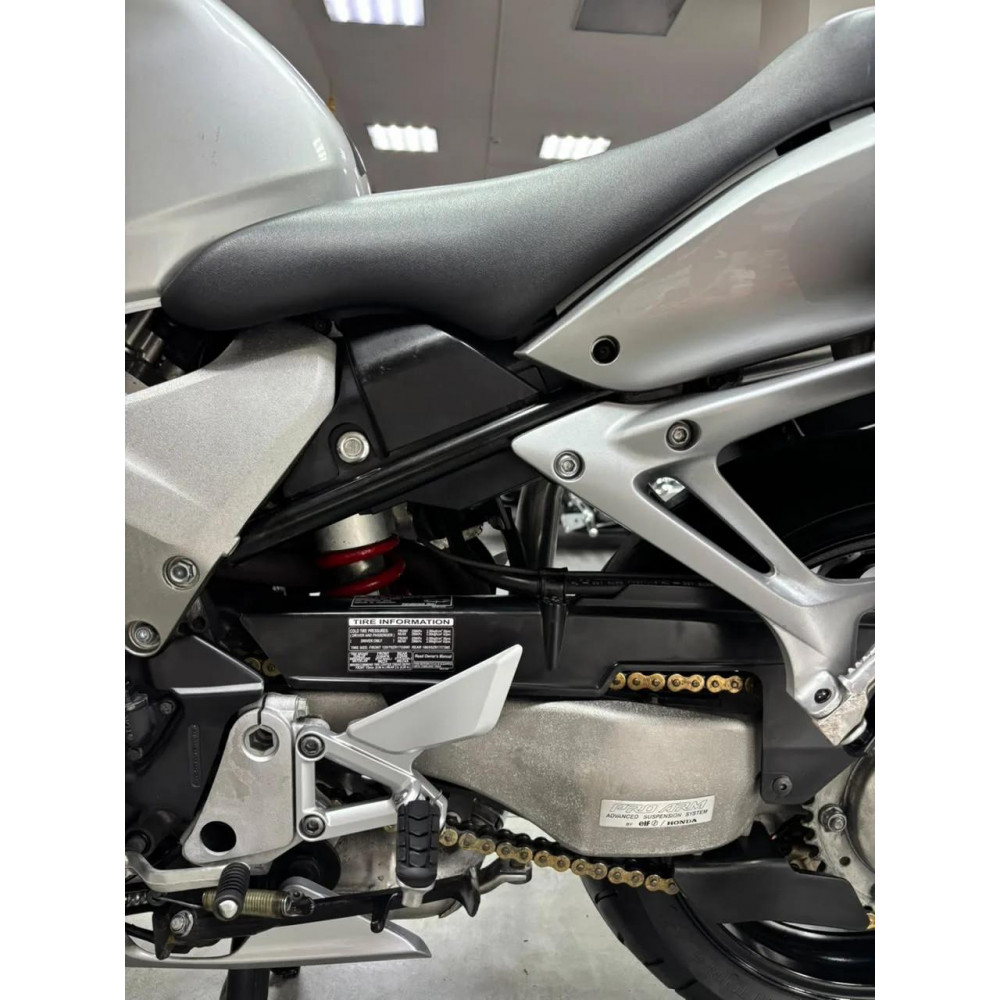 Honda VFR800 (инжектор) 2002 г, 42400 км