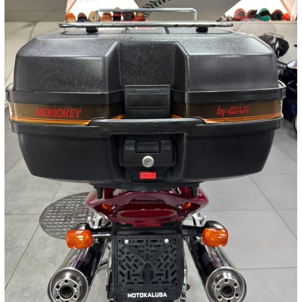 Honda CBR1100XX Blackbird 1996 г, 65500 км