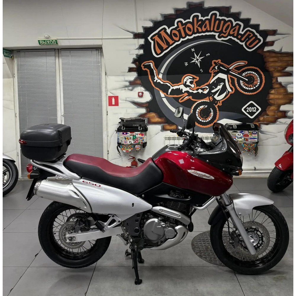 Suzuki XF650 Freewind 1998 г, 38300 км