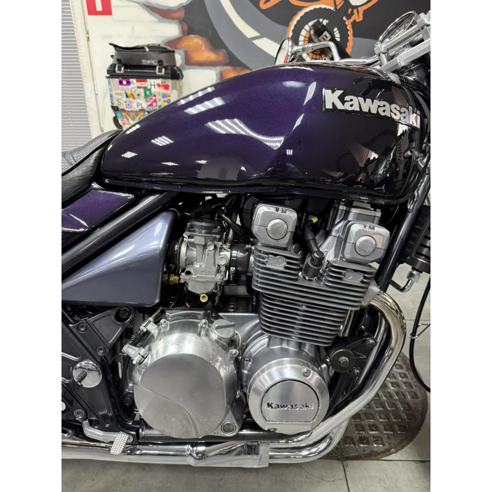 Kawasaki ZR550B Zephyr 2001 г, 23000 км