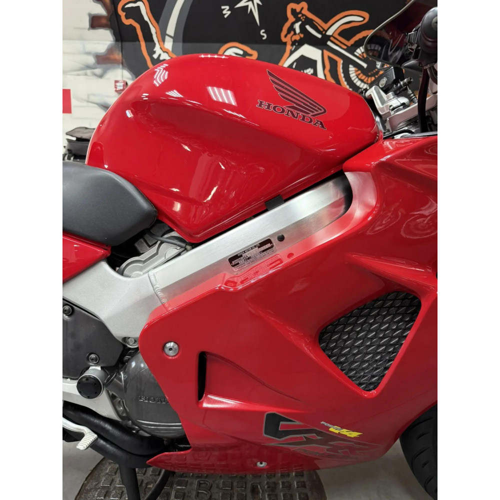 Honda VFR800 (инжектор) 1997 г, 44600 км