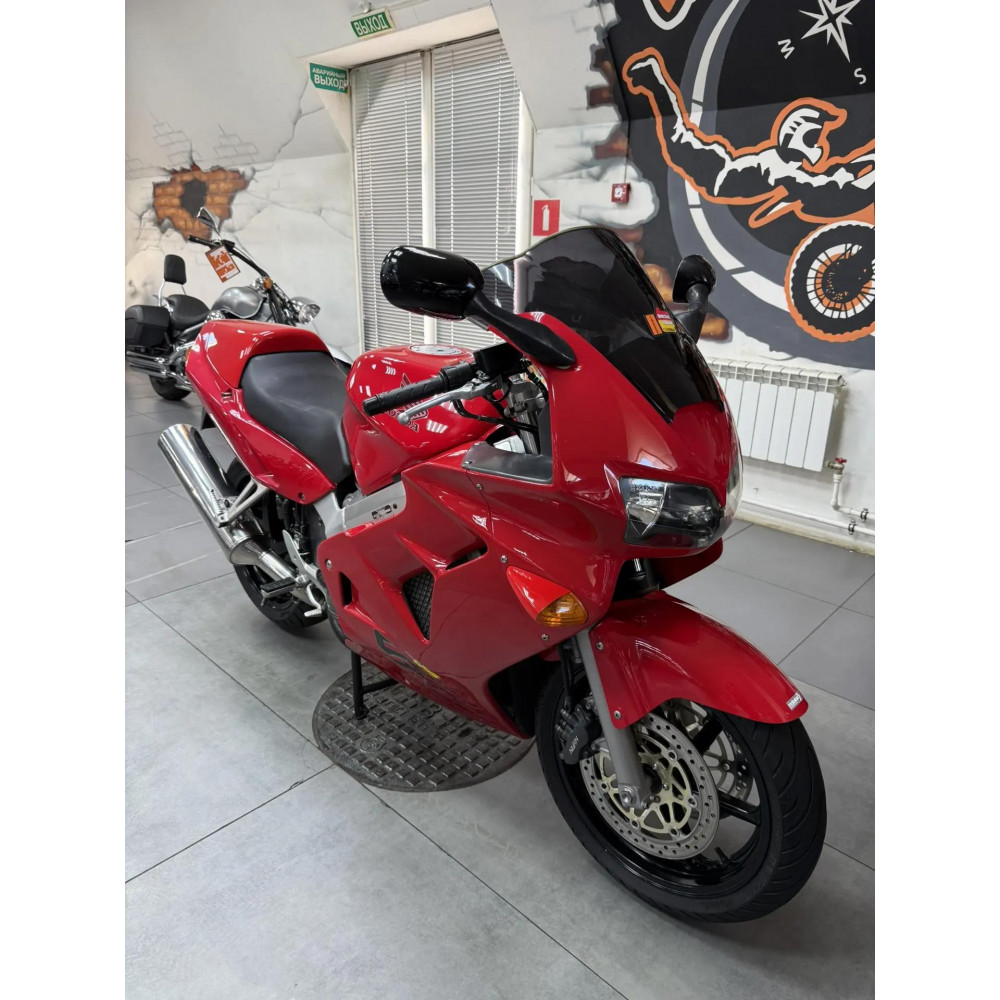 Honda VFR800 (инжектор) 1997 г, 44600 км