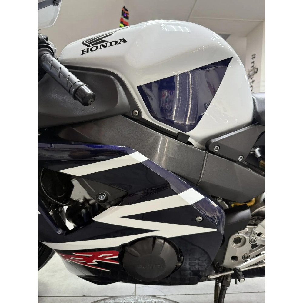 Honda CBR954RR Fireblade (инжектор) 2002 г, 39500 км