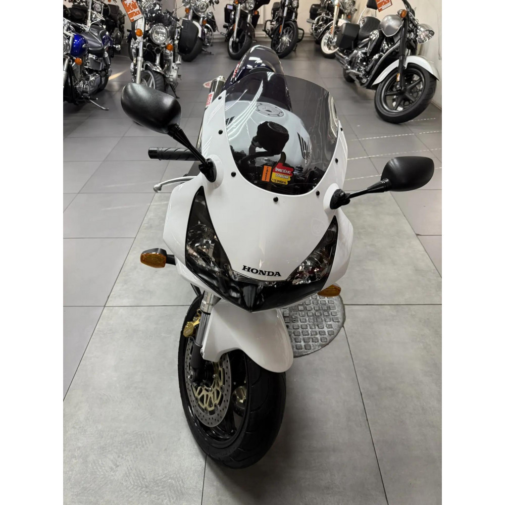 Honda CBR954RR Fireblade (инжектор) 2002 г, 39500 км