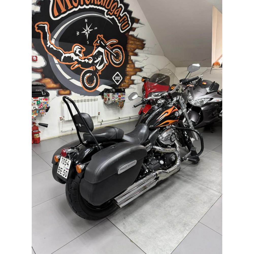 Harley-Davidson Dyna Wide Glide (инжектор) 2011 г, 33800 км