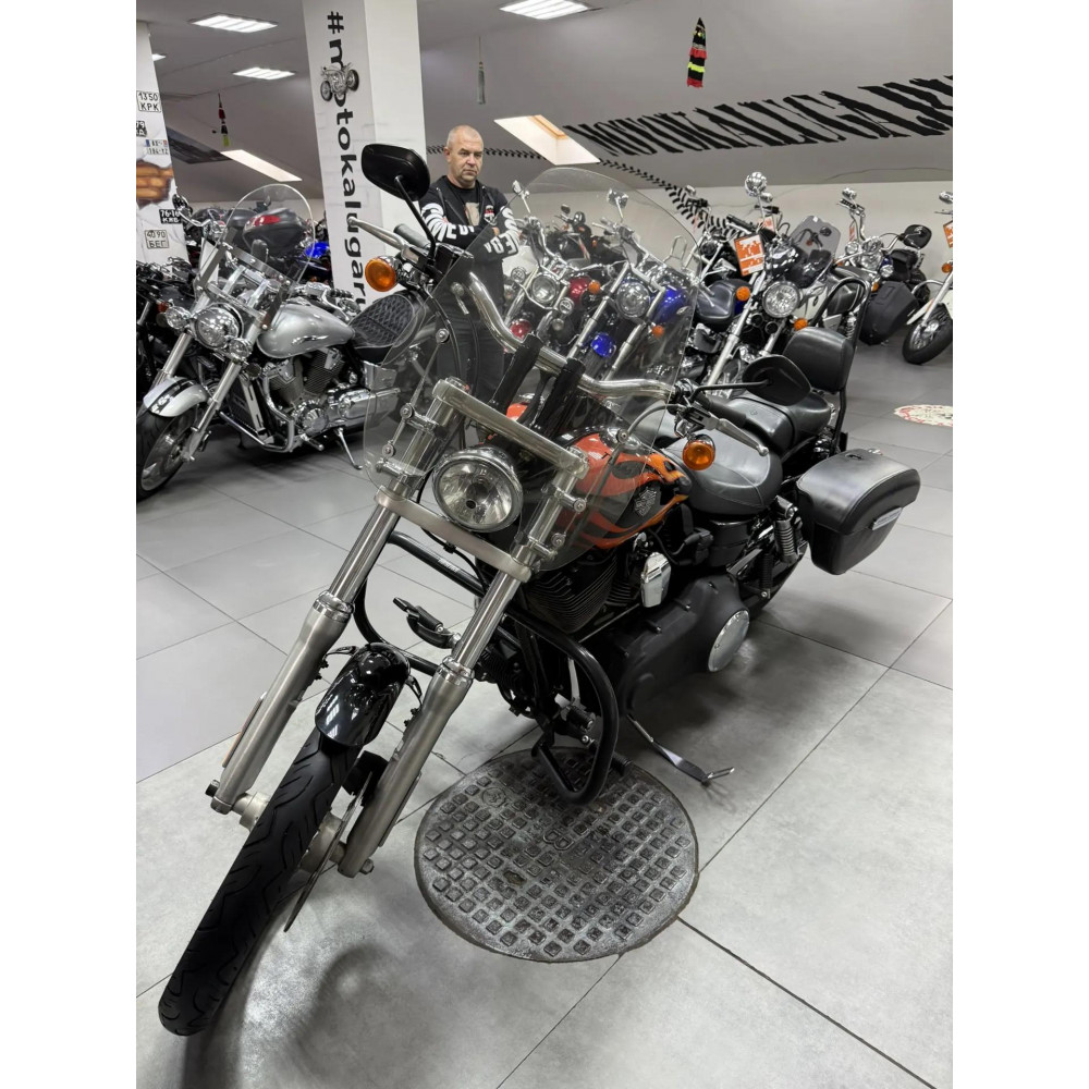 Harley-Davidson Dyna Wide Glide (инжектор) 2011 г, 33800 км