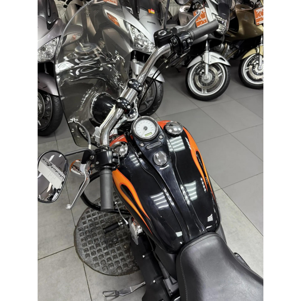Harley-Davidson Dyna Wide Glide (инжектор) 2011 г, 33800 км