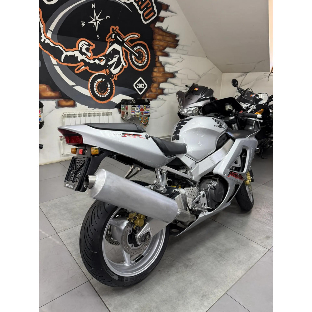 Honda CBR929RR Fireblade (инжектор) 2001 г, 42300 км
