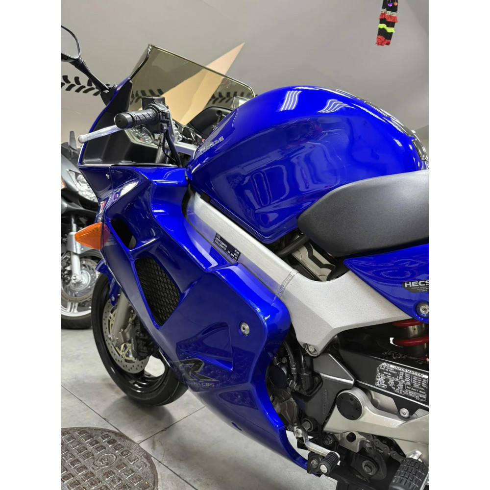 Honda VFR800 (инжектор) 2000 г, 42600 км