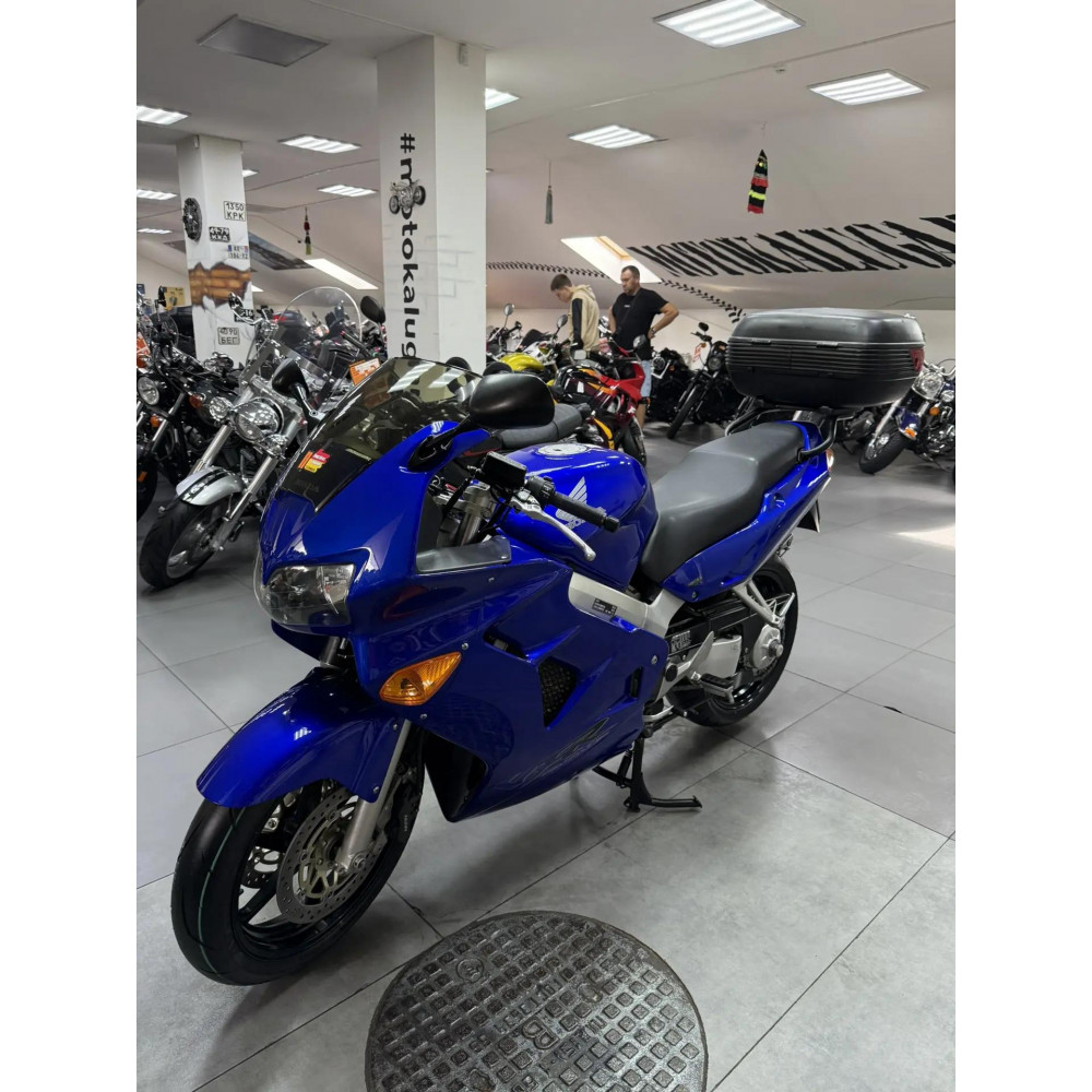 Honda VFR800 (инжектор) 2000 г, 42600 км