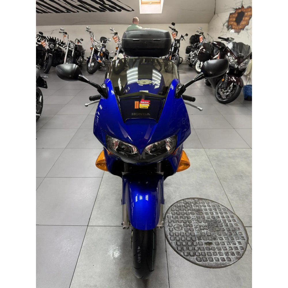 Honda VFR800 (инжектор) 2000 г, 42600 км