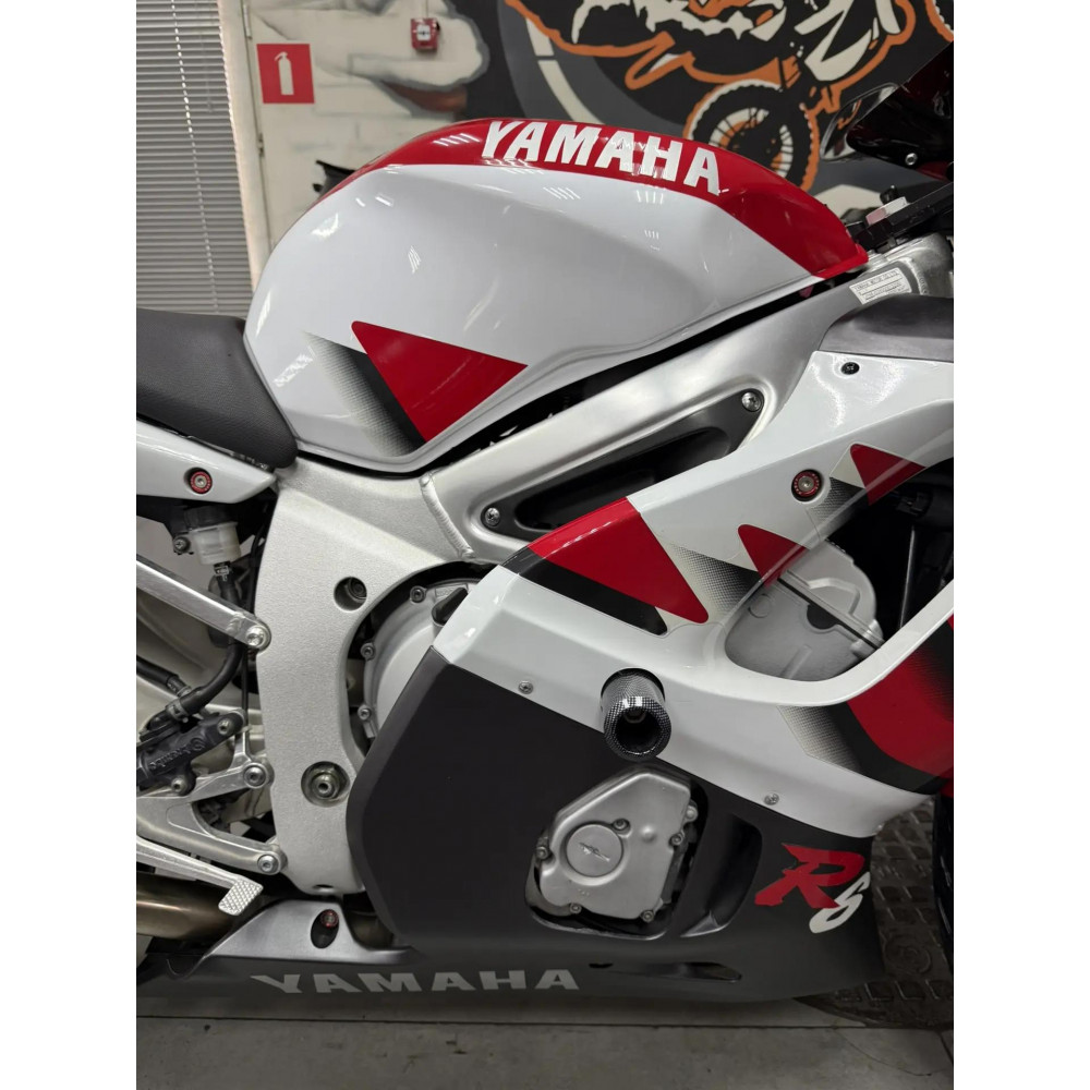 Yamaha YZF-R6 2002 г, 68650 км