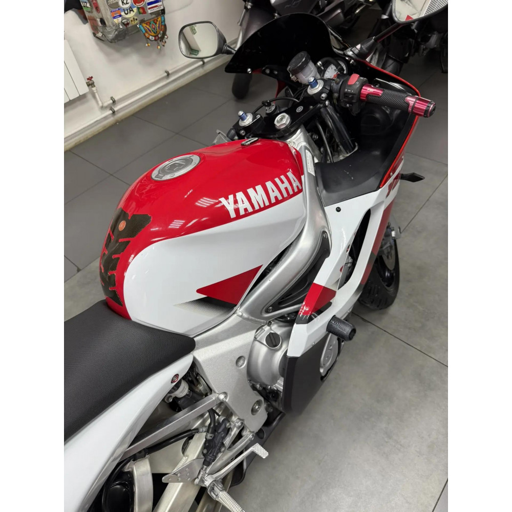 Yamaha YZF-R6 2002 г, 68650 км