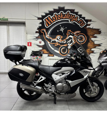 Honda VFR800X Crossruner (инжектор) 2011 г, 52700 км