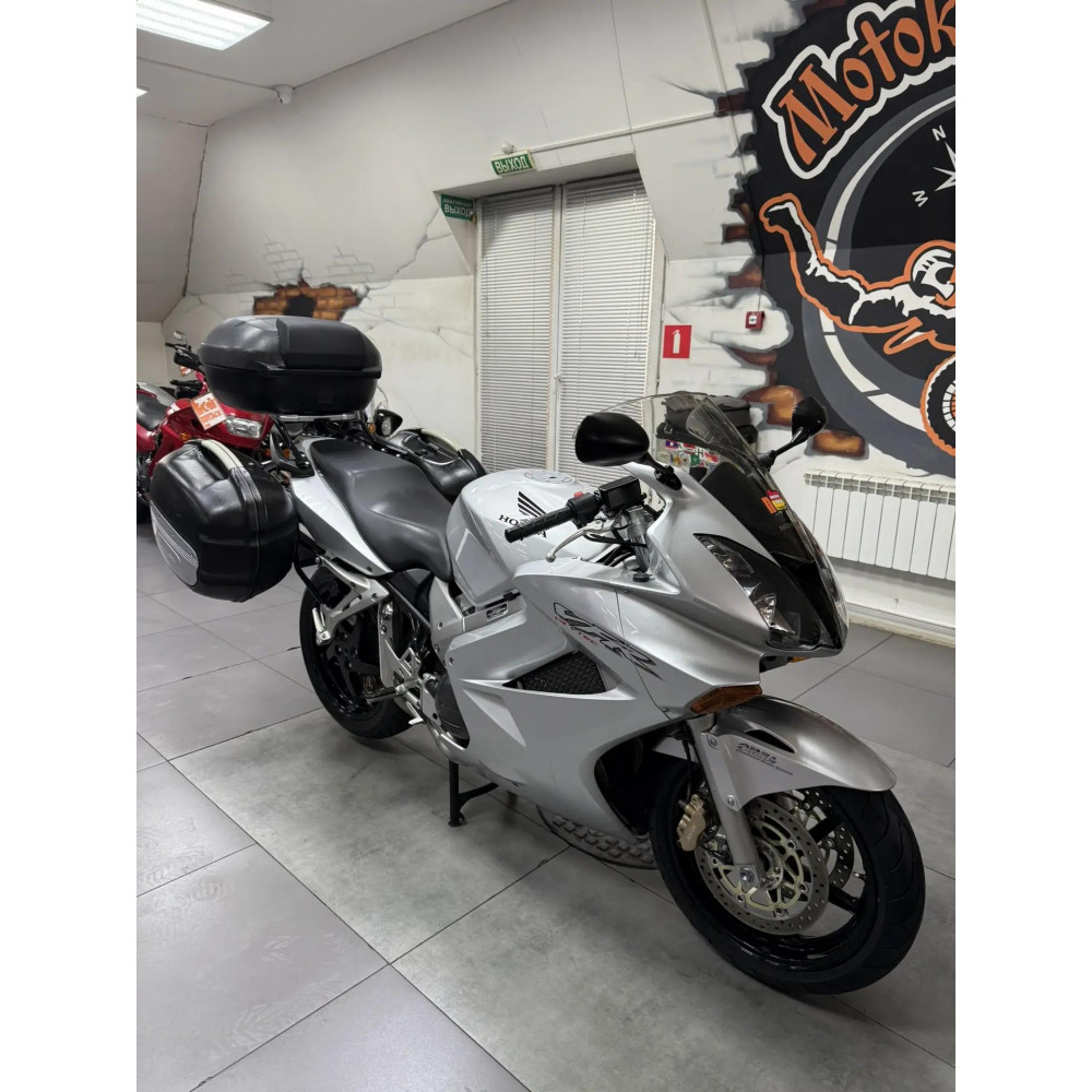 Honda VFR800 (инжектор) 2004 г, 42500 км