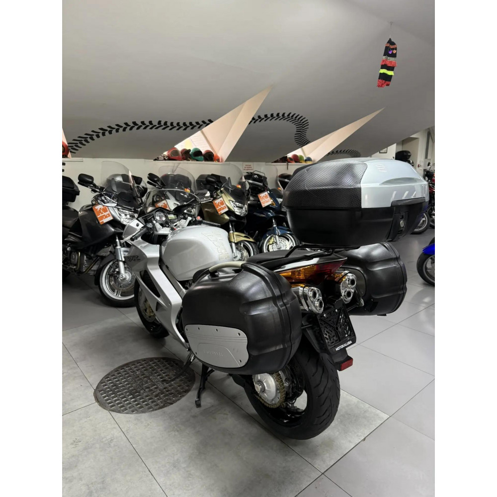 Honda VFR800 (инжектор) 2004 г, 42500 км