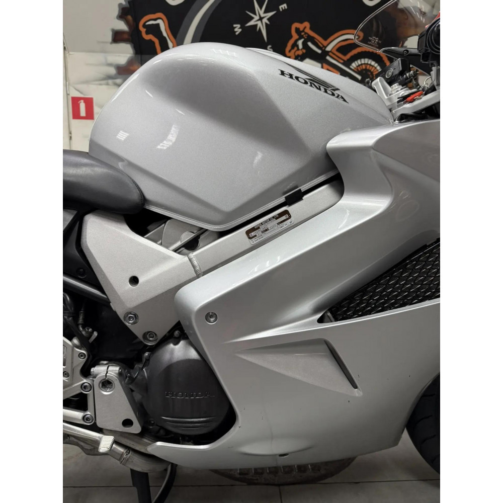 Honda VFR800 (инжектор) 2004 г, 42500 км